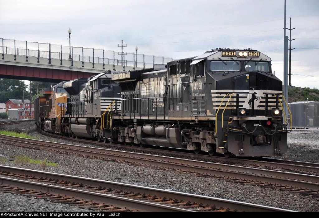 Eastbound coal train